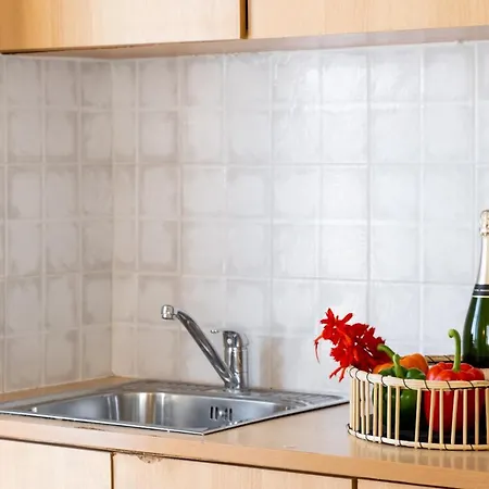 Club - 5 Appartamento *