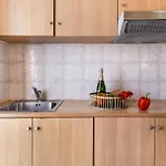 Club - 5 Apartment *